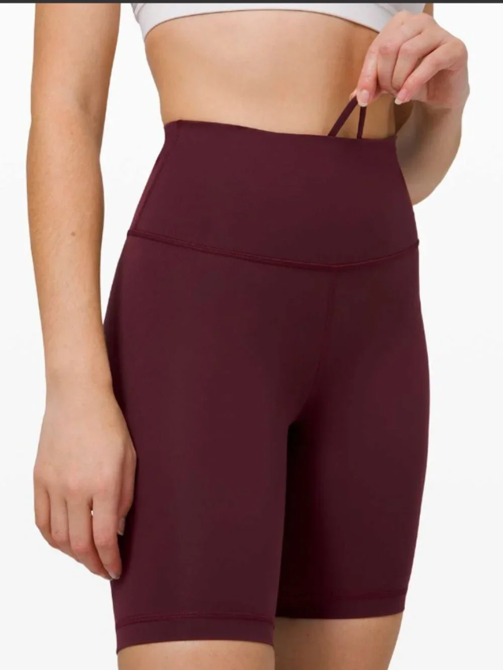 ⭐ Lululemon Wunder Train High Rise 8